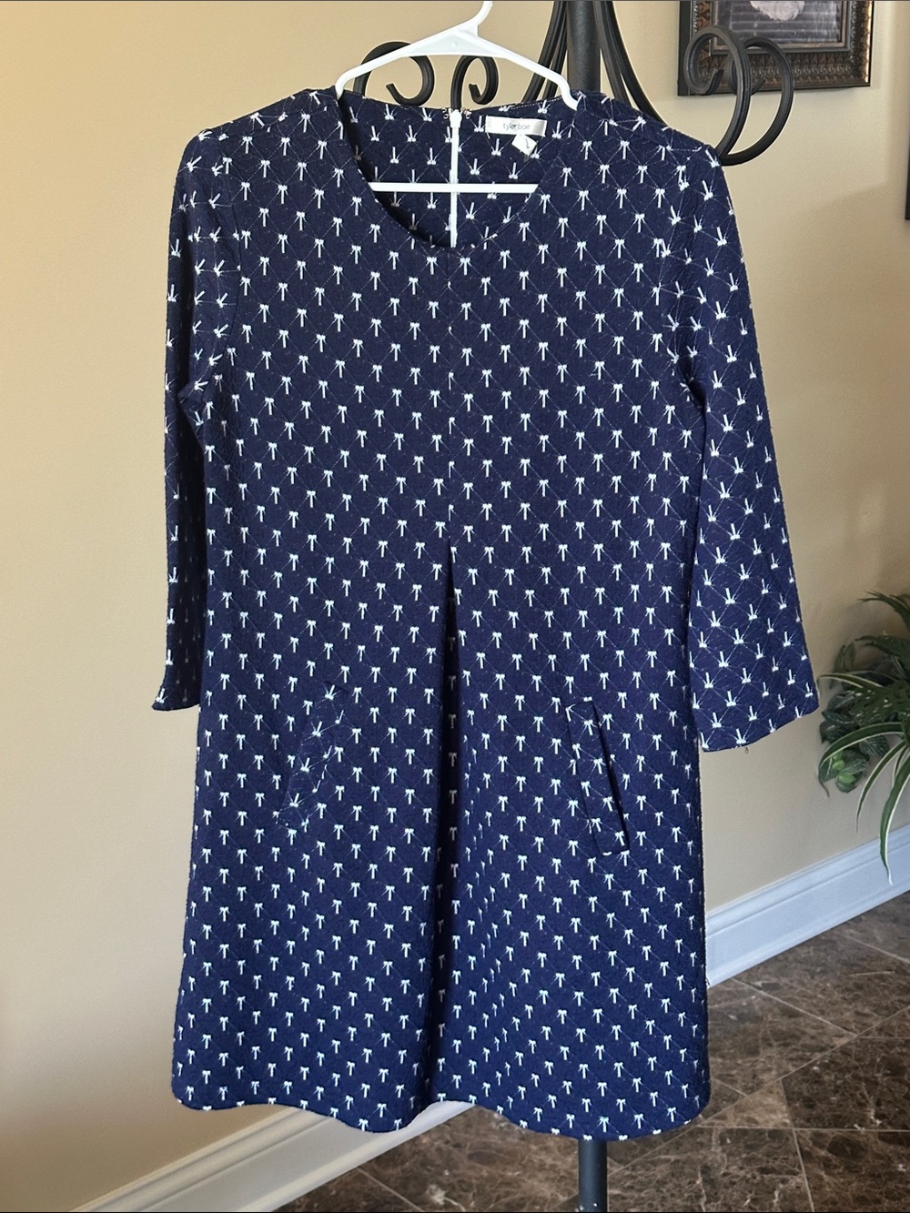 EUC TYLER BOE swing dress Small